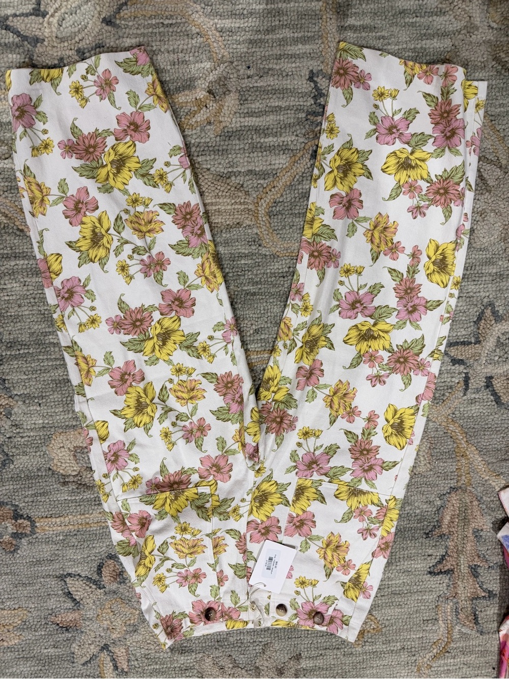 entro White Floral Jeans with Yellow and Pink Flowers